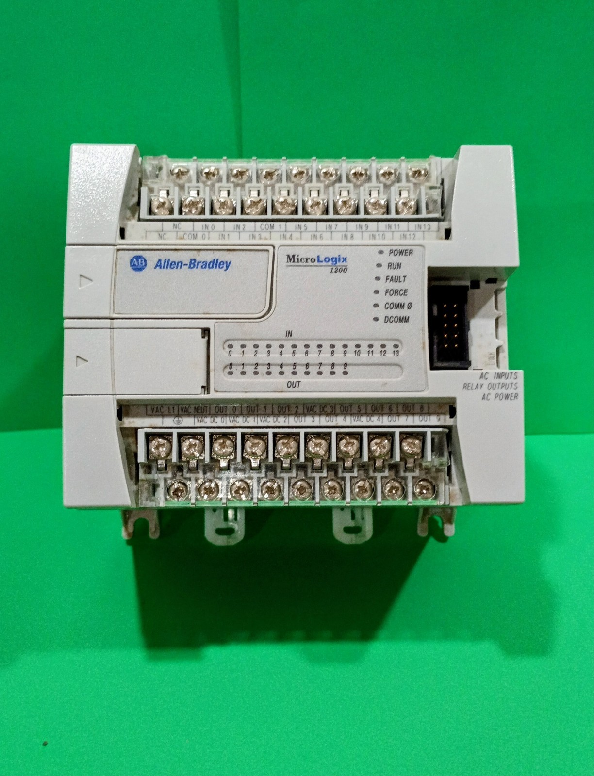 Allen Bradley MicroLogic 1200 1762-L24AWA Ser C Rev G FRN 10 -Used
