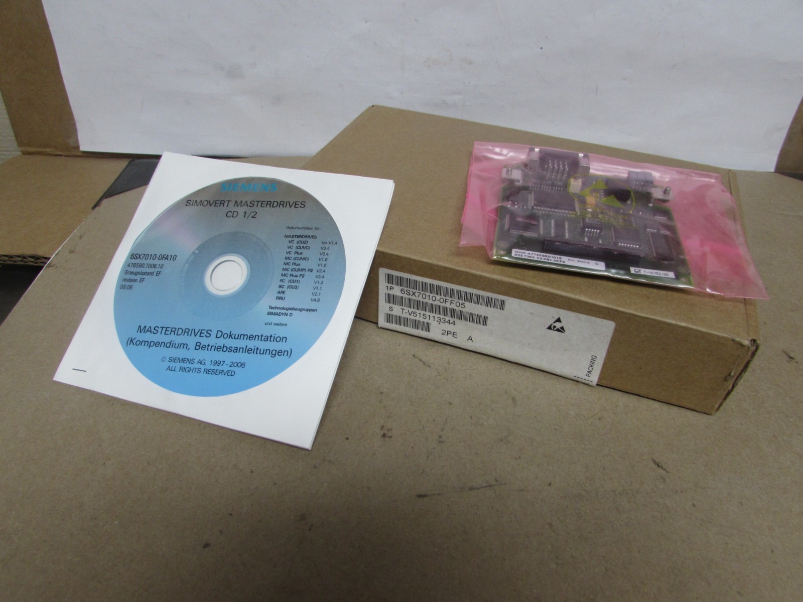 6SX7010-0FF05 (New Siemens Communication Board)PROFIBUS CBP2 6SX7010-0FF05 IPCS