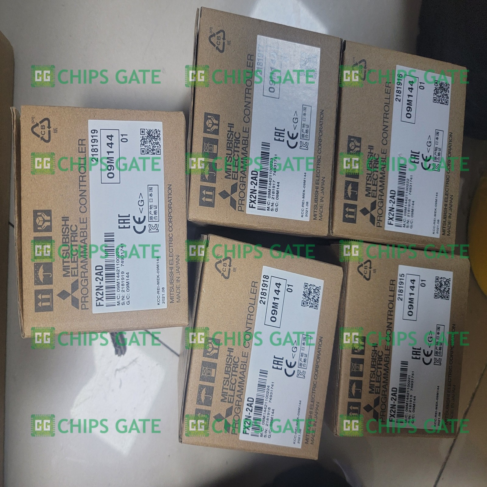 1PCS New Mitsubishi programmable controller FX2N-2AD
