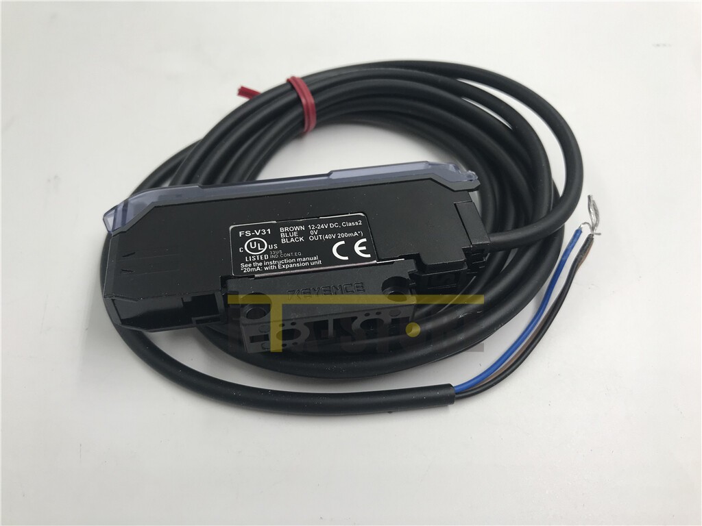 1PC Keyence Digital Fiber Optic Sensor Switch Amplifier FS-V31 FSV31 New in box