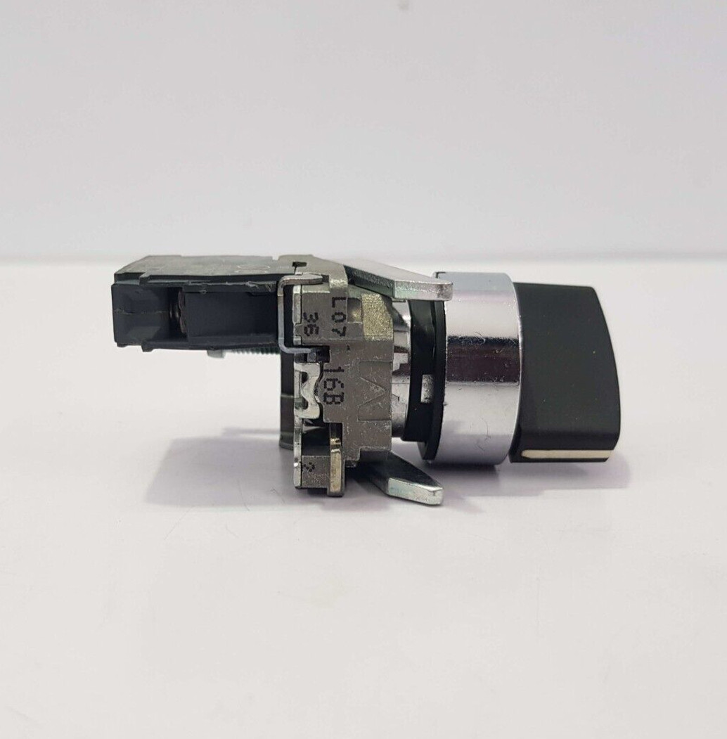 TELEMECANIQUE XB-BD21 SELECTOR SWITCH ZBE-101 CONTACT BLOCK