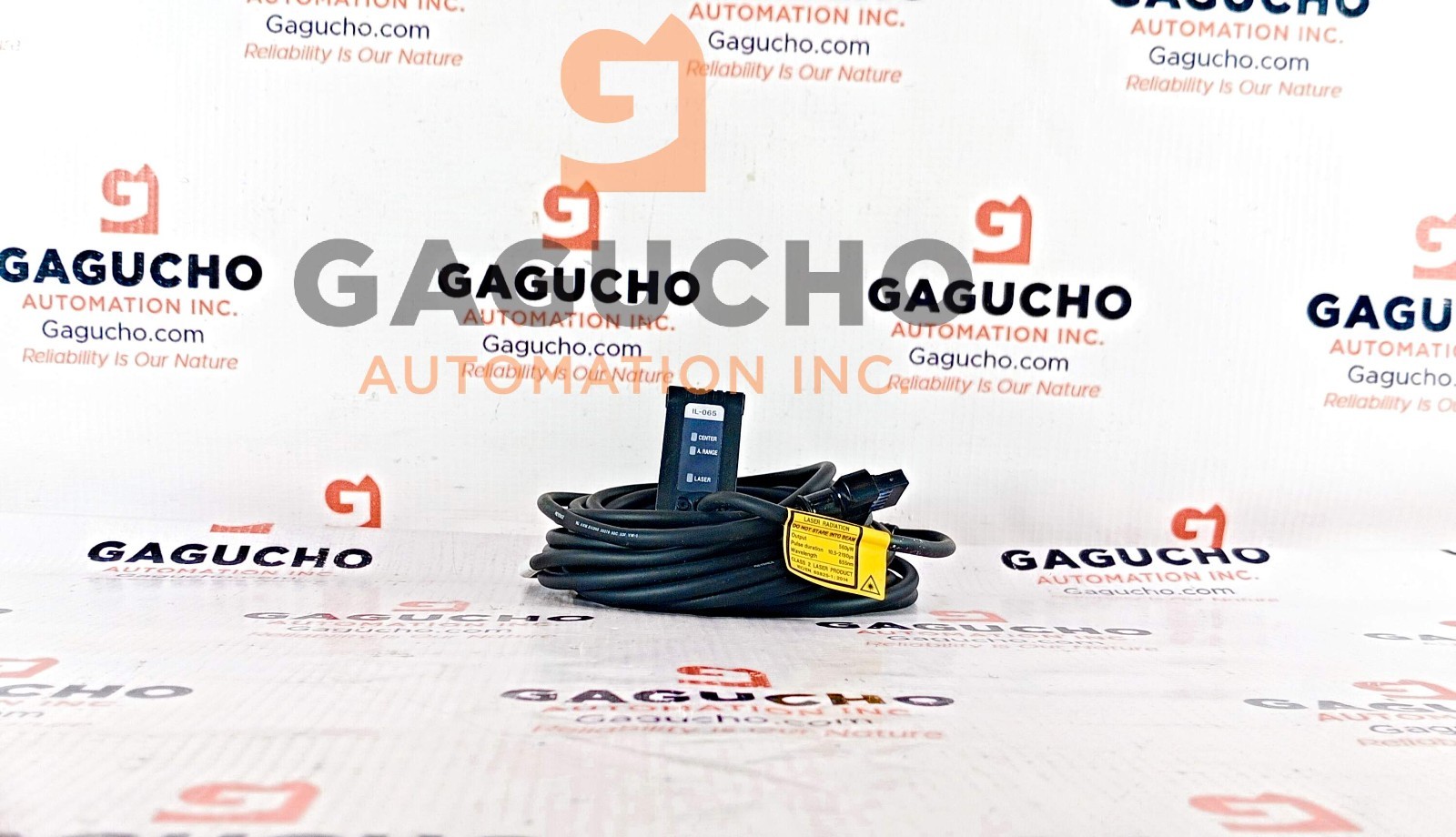 SURPLUS KEYENCE CORP IL-065 SENSOR
