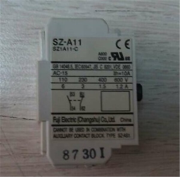 1PC New FUJI SZ-A11 Auxiliary Contact SZA11 In Box Free Shipping