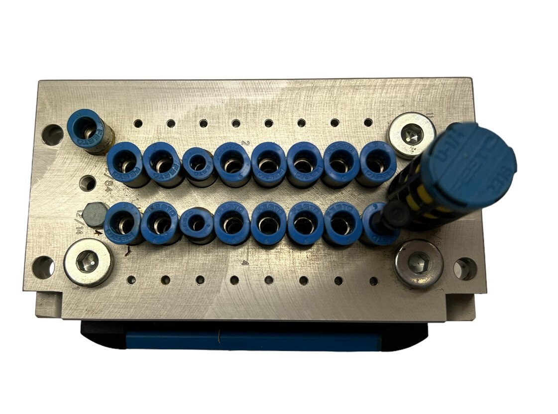 FESTO 18200 Valve Block Island CPV10-VI, CPV10-GE-MP-8 Block 18255, w/8 Valves