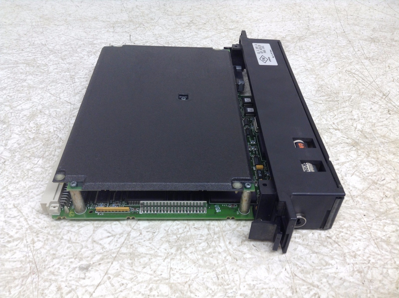 GE Fanuc IC697CSE784-JB State Logic CPU w/ 512K Memory IC697CSE784JB 90-70