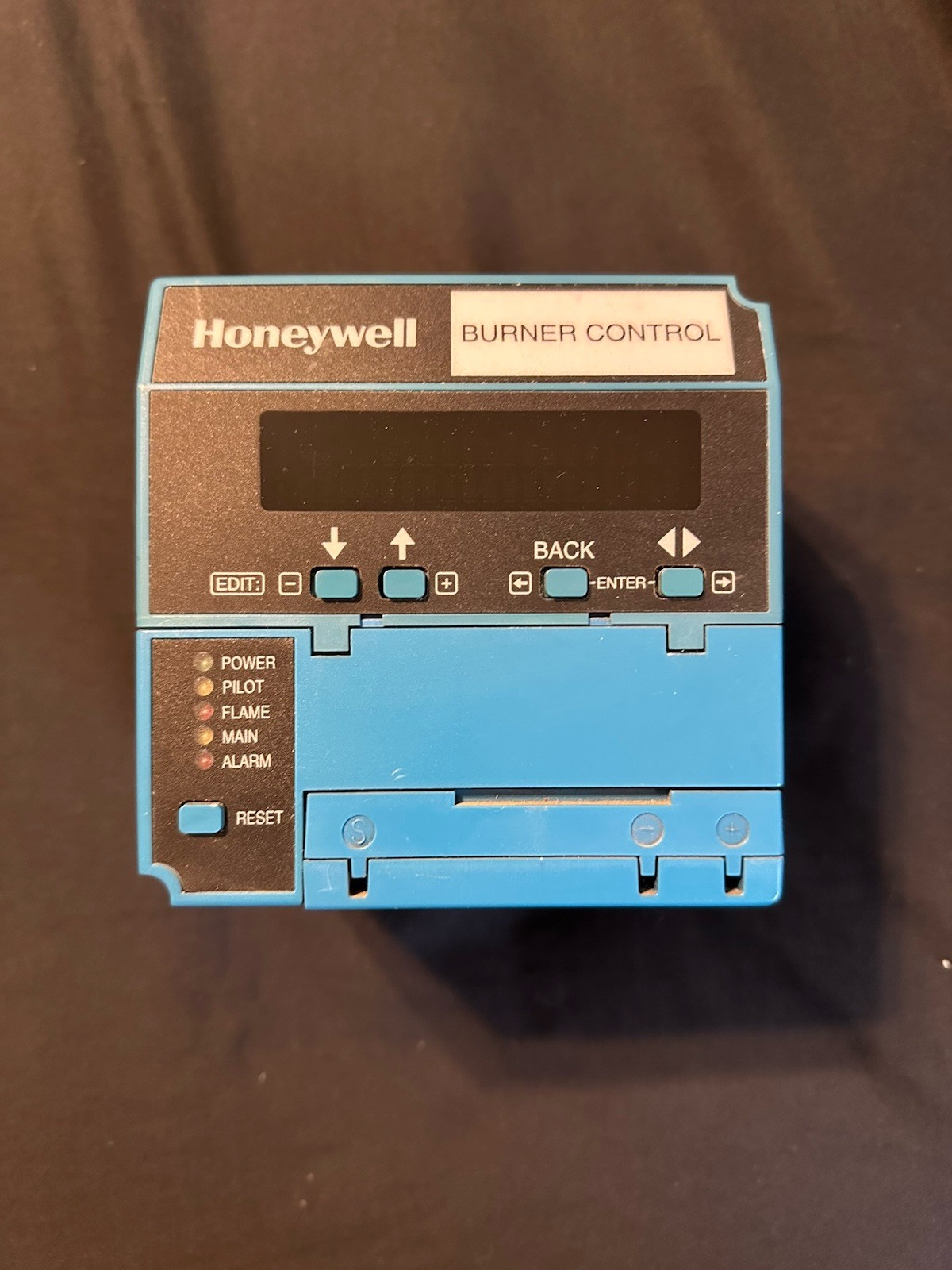 Honeywell RM7840 L 1018 Burner Controller With LCD Screen /Working condition