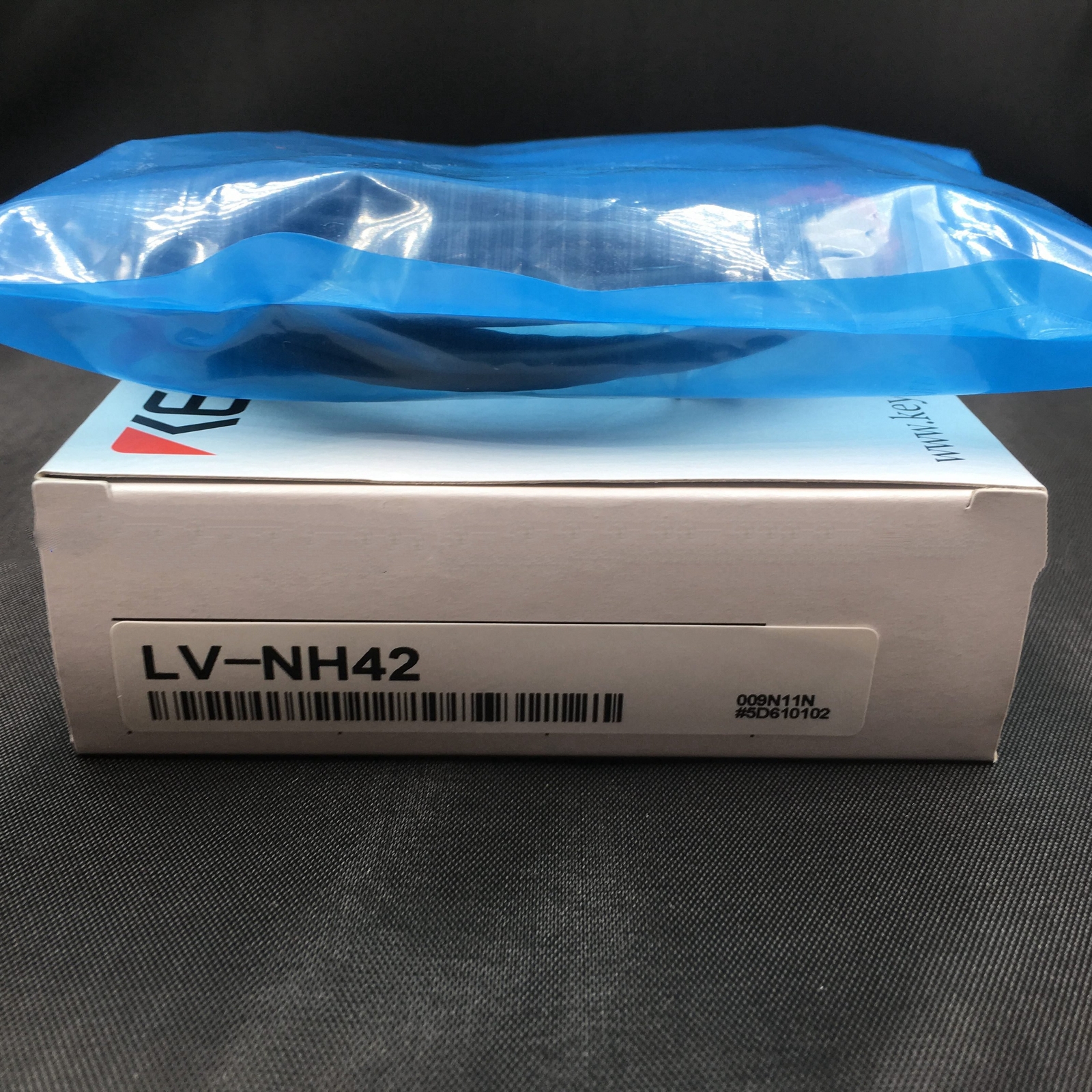 For Keyence LV-NH42 LVNH42 Laser Sensor