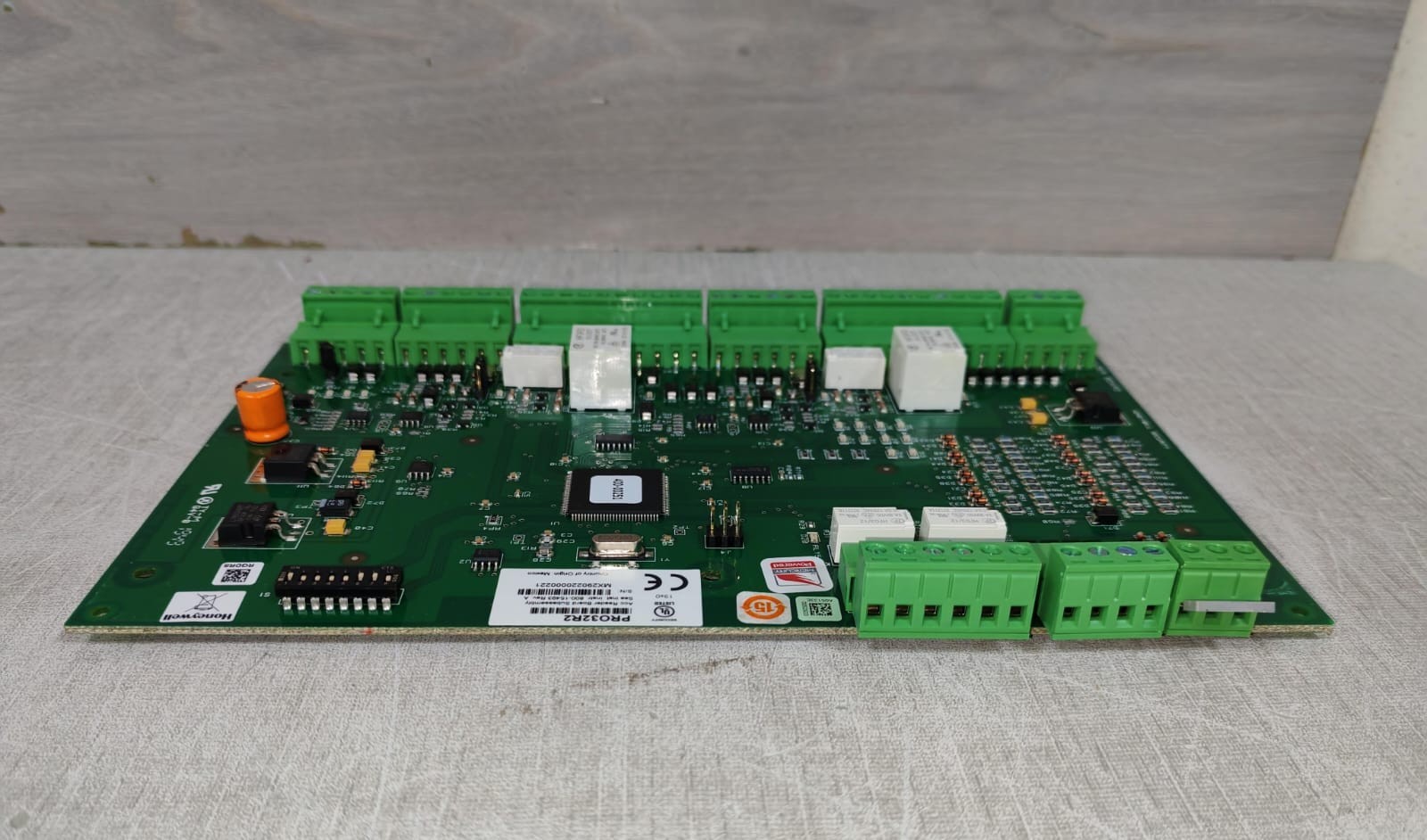 HONEYWELL PRO32R2 2-READER BOARD 10291-0000-F REV.C ACCESS CONTROL UNIT