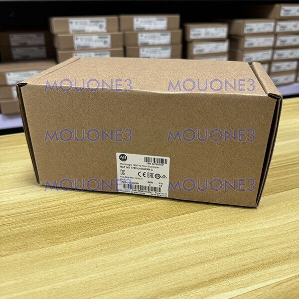 1762-L40AWAR New Sealed Allen-Bradley PLC controller Free Shipping
