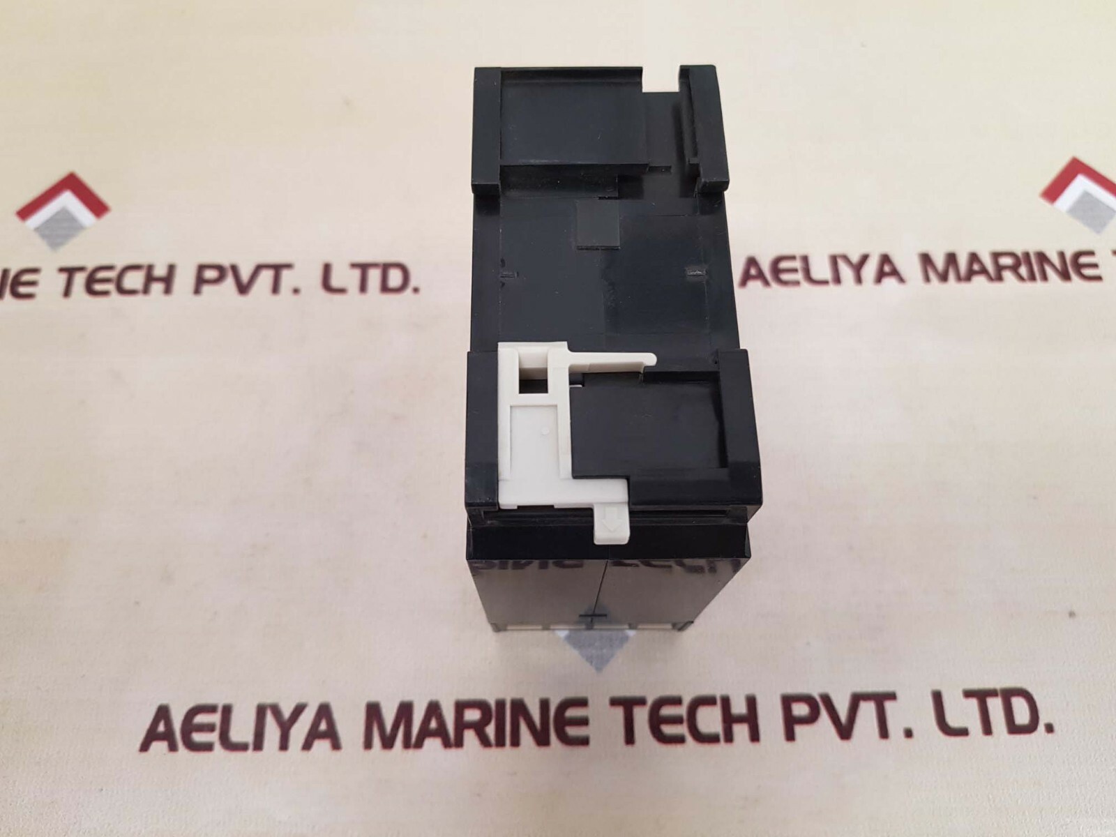 MITSUBISHI T-51KAV AC Voltage Transducer 150V DC1MA (Not Working)