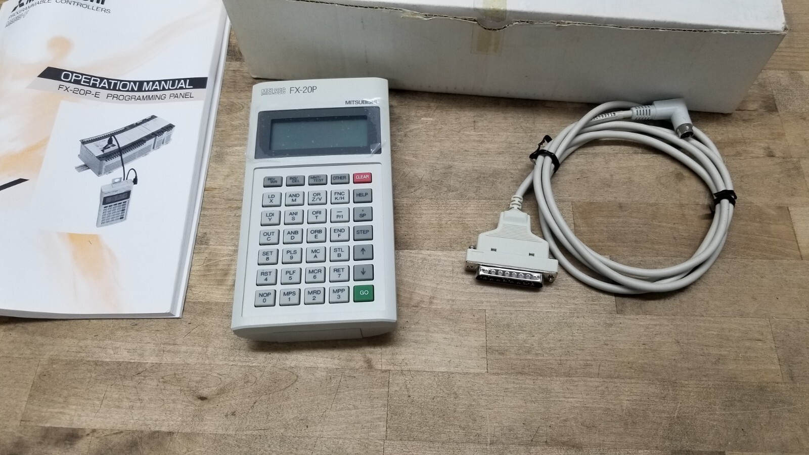 MITSUBISHI FX-20P-E V2.00 Programmable Panel Controller Melsec