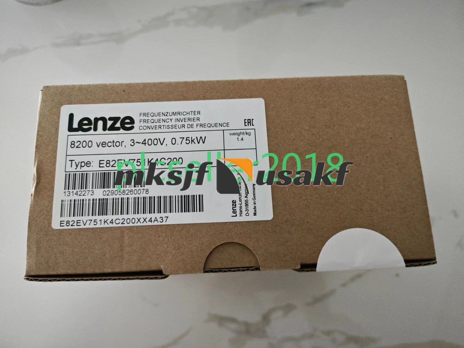 1 PCS NEW E82EV751-4C200 3Ph New Lenze 0.75KW 0-400V 2.4AMP E82EV751K4C200