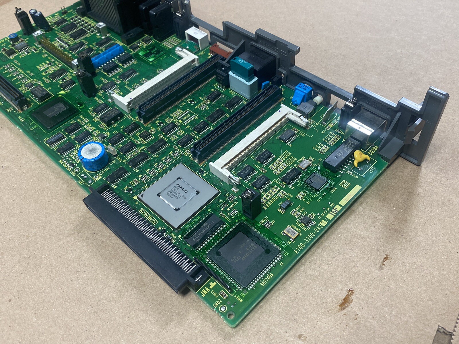 Fanuc Main Control CPU Circuit Board Module A16B-3200-0421 /16F FAST SHIPPING