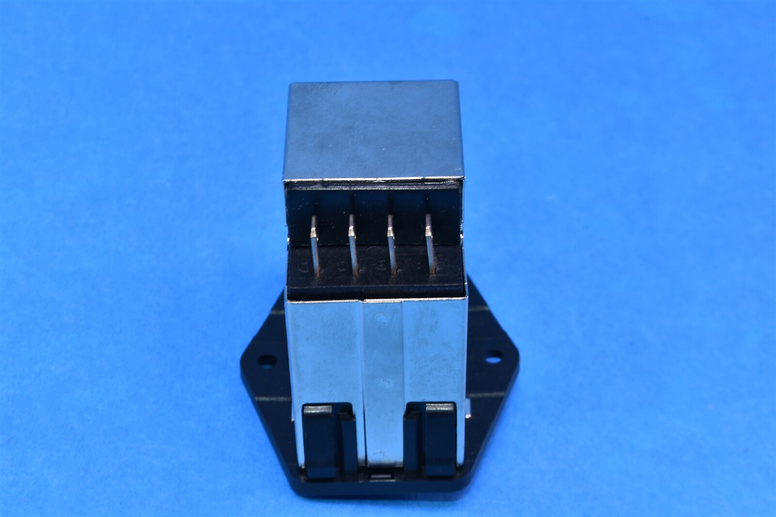 INTERPOWER Switch 83545020 – 10A Power Entry Module 120-250 Vac 50-60 HZ