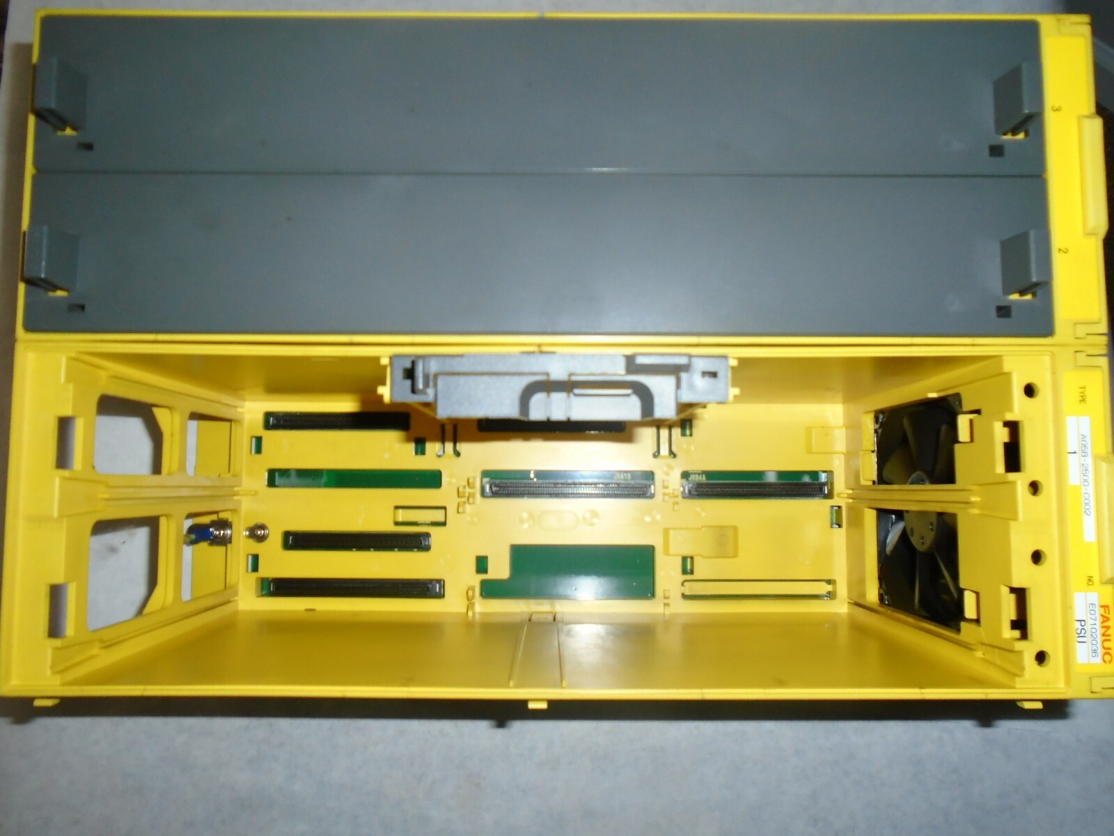 FANUC A05B-2500-C002 / A05B2500C002 A20B-2003-0830 BOARD NEW NO BOX