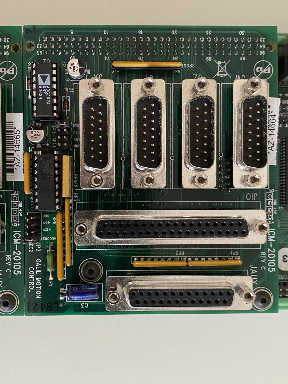 Galil Motion Controller DCM-2143, 24VDC DIN mount plus two IMC-20105 modules.