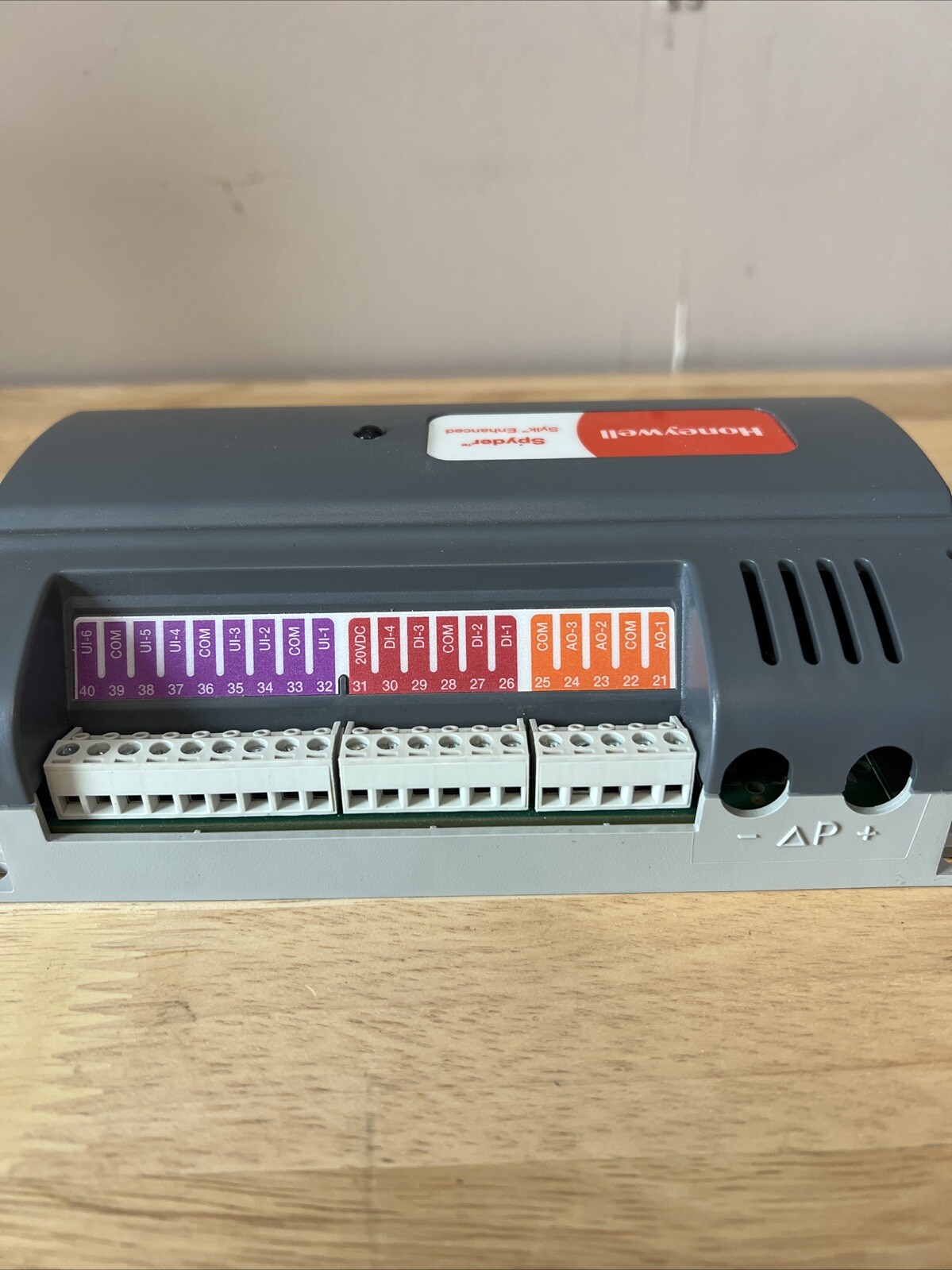 Honeywell Spyder Sylk Enhanced PUB6438SR Controller