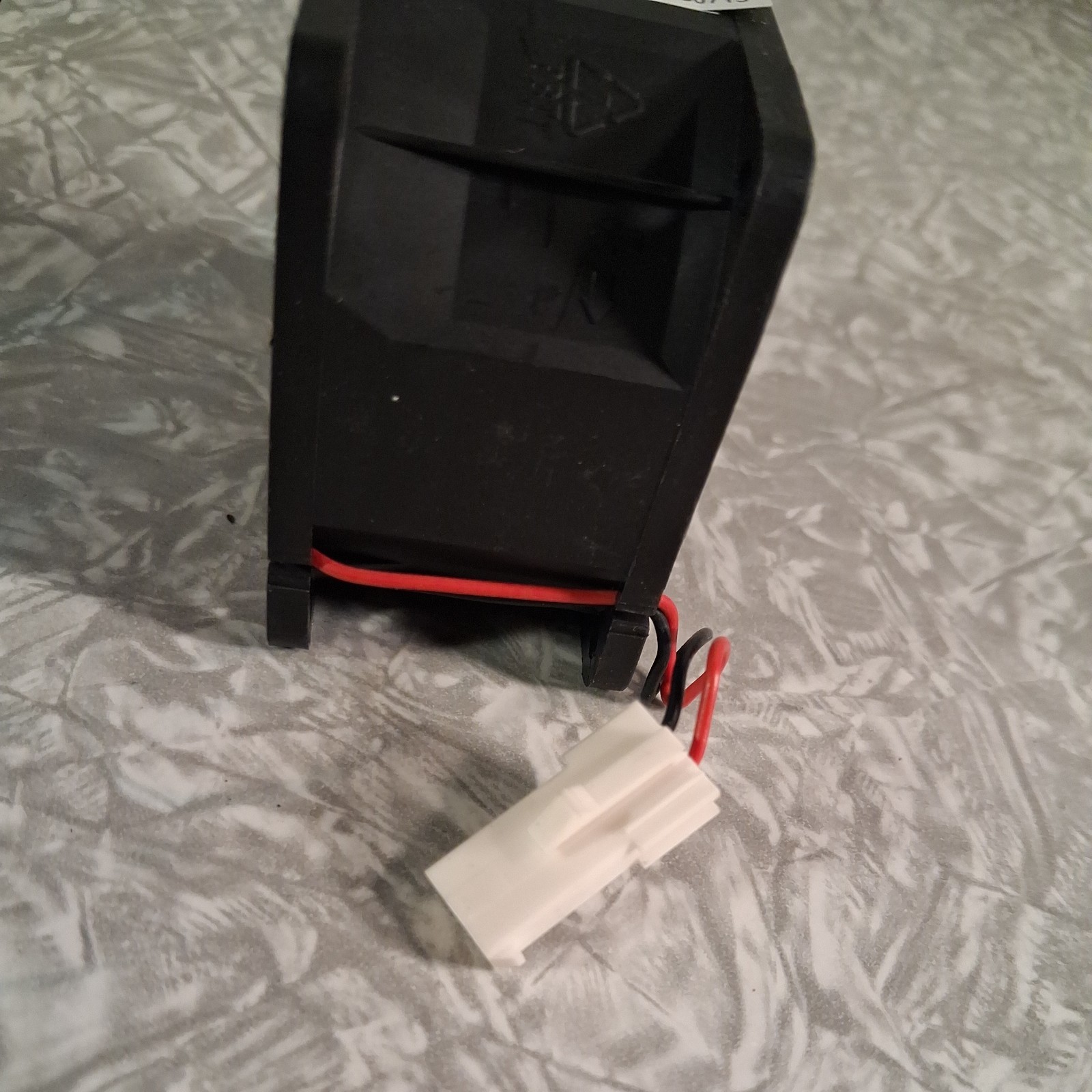 DELTA GROUP ELECTRONICS FFB0624EHE Fan Used