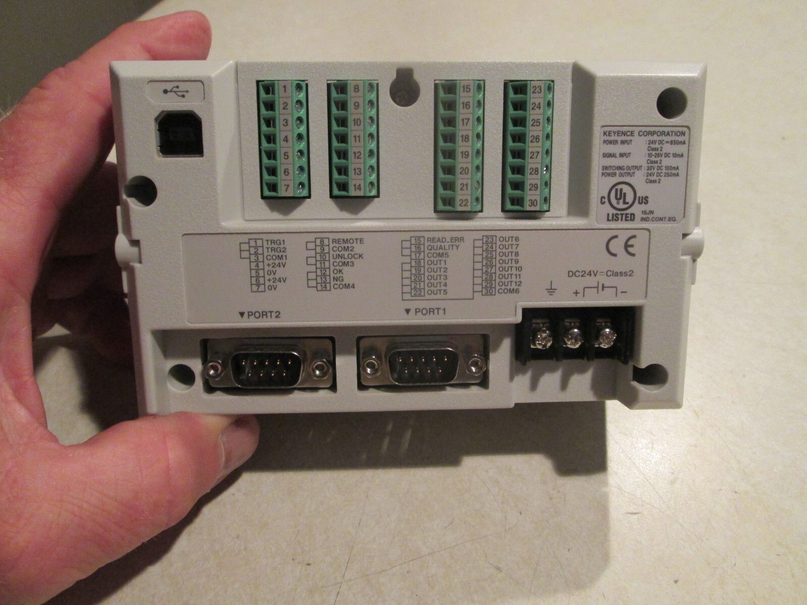 KEYENCE DV-90NE DATA CONTROLLER **NEW**