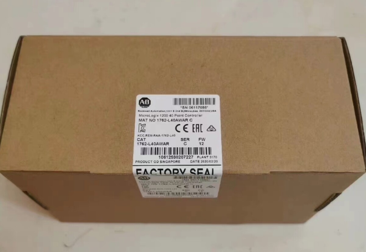 New AB 1762-L40AWAR MicroLogix 1200 Controller Free Shipping #