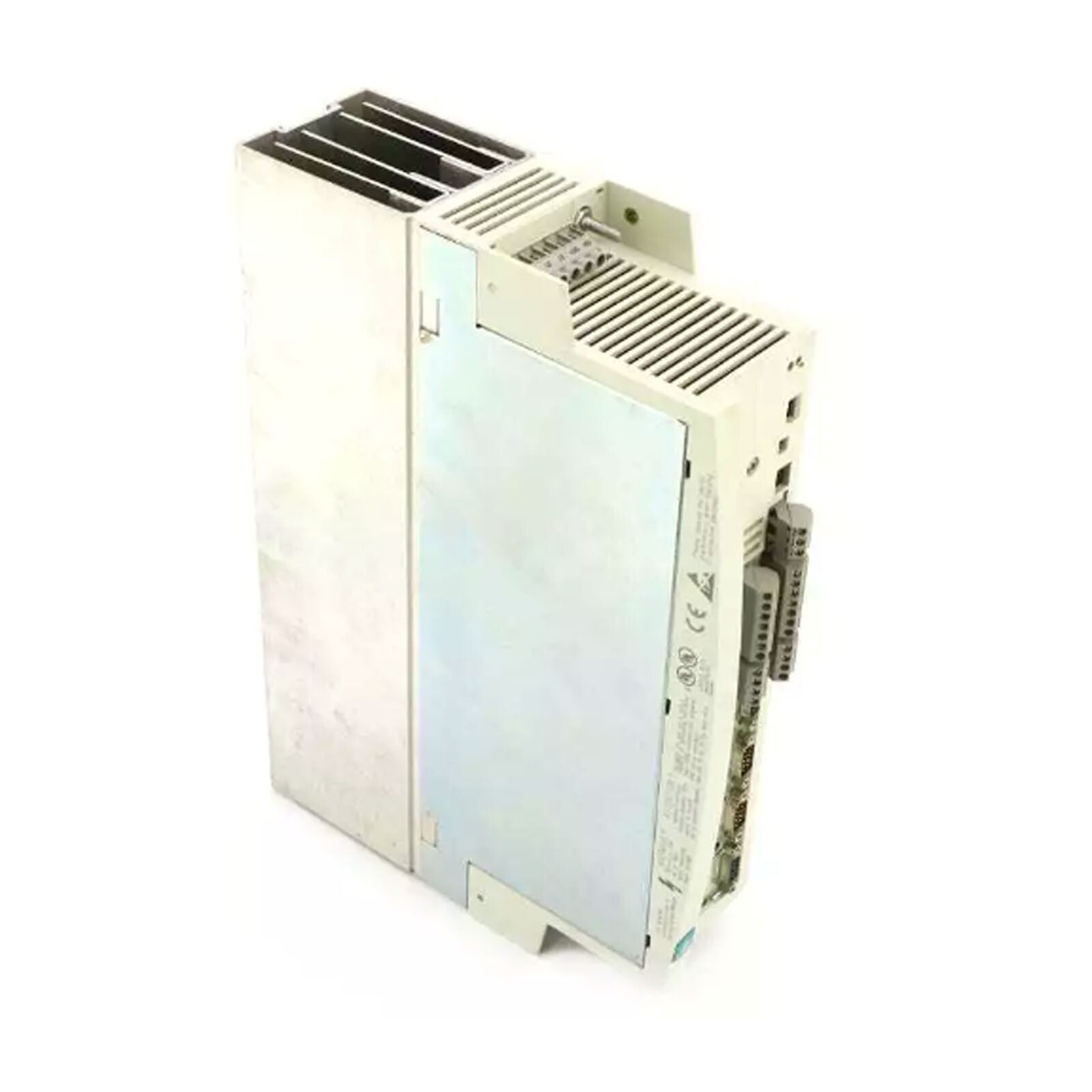 New Sealed Lenze EVS9321-ES Servo Driver Inverter Free Shipping