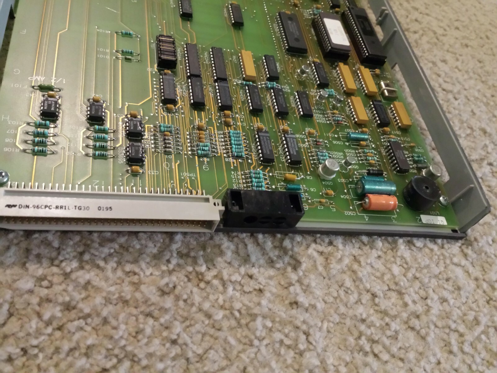 USED Honeywell 51304362-100 UCN Low Level Analog Mux Card HW L FW E
