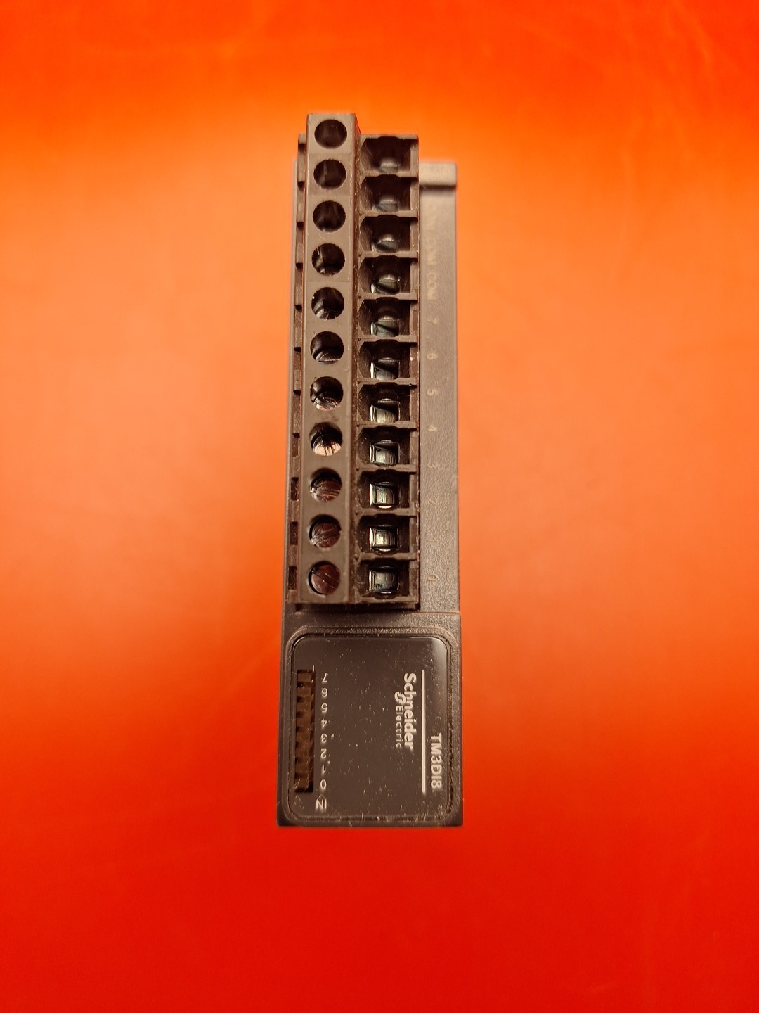 Schneider Electric TM3DI8 discrete input module, Modicon TM3 061136 1 Pcs