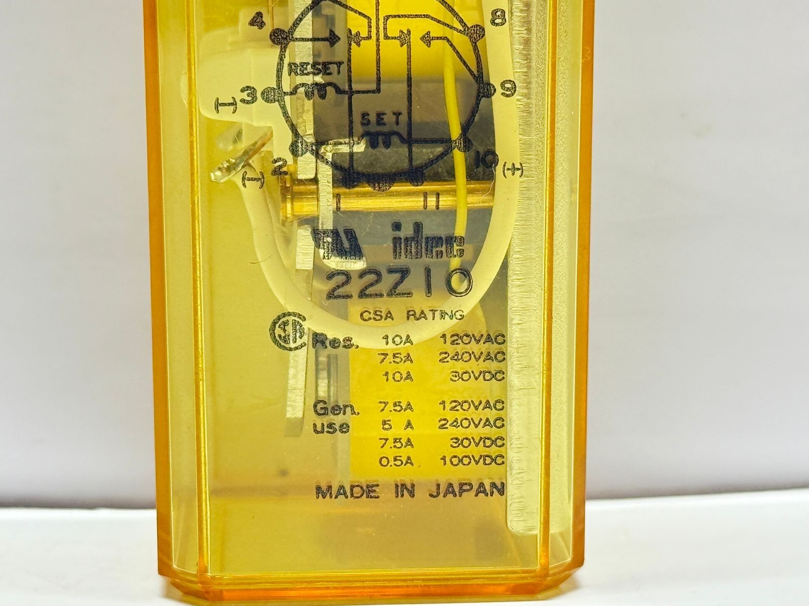 IDEC RR2KP-U RELAY 22ZIO 110V AC
