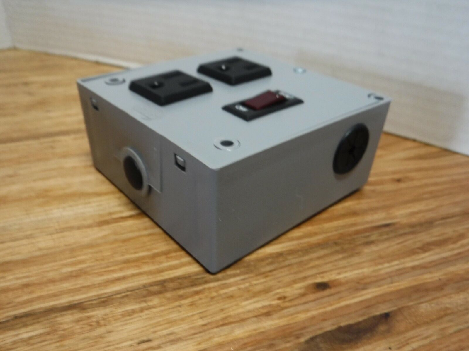 RIB PSPT2RB10 Safety Outlet control panel 10 amp ON/OFF SWITCH