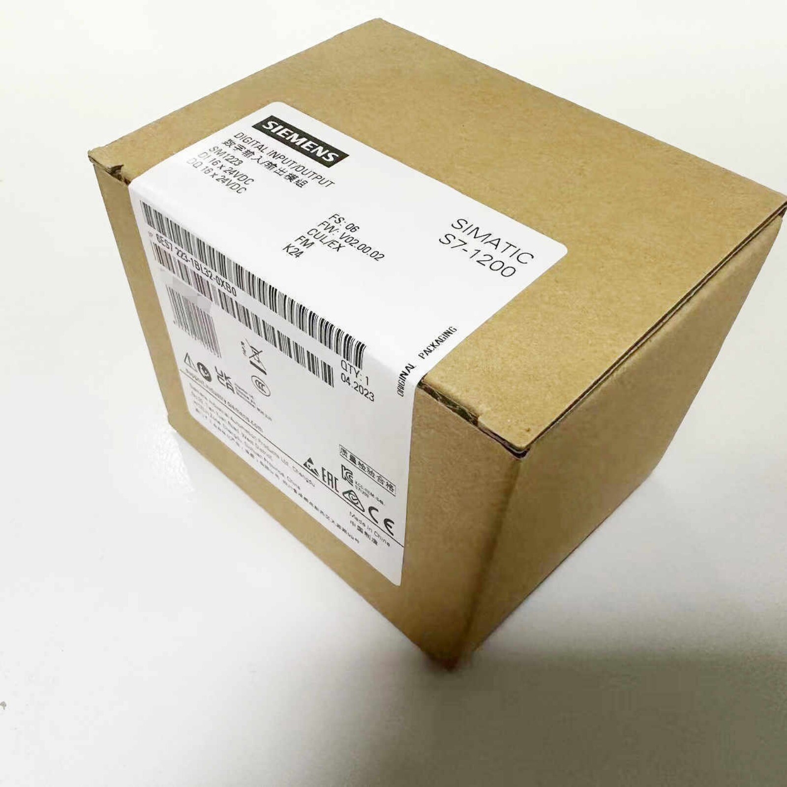 New Siemens 6ES7223-1BL32-0XB0 6ES72231BL320XB0 S7-1200 Digital I/O SM 1223