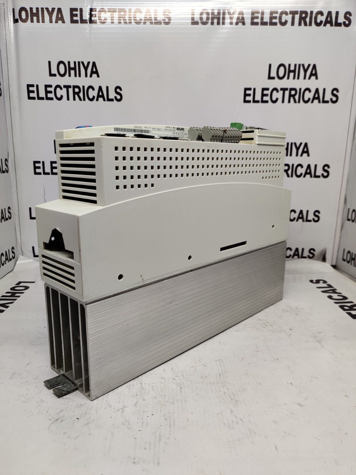 LENZE EVS9321-EP SERVO INVERTER ( USED CONDITION )
