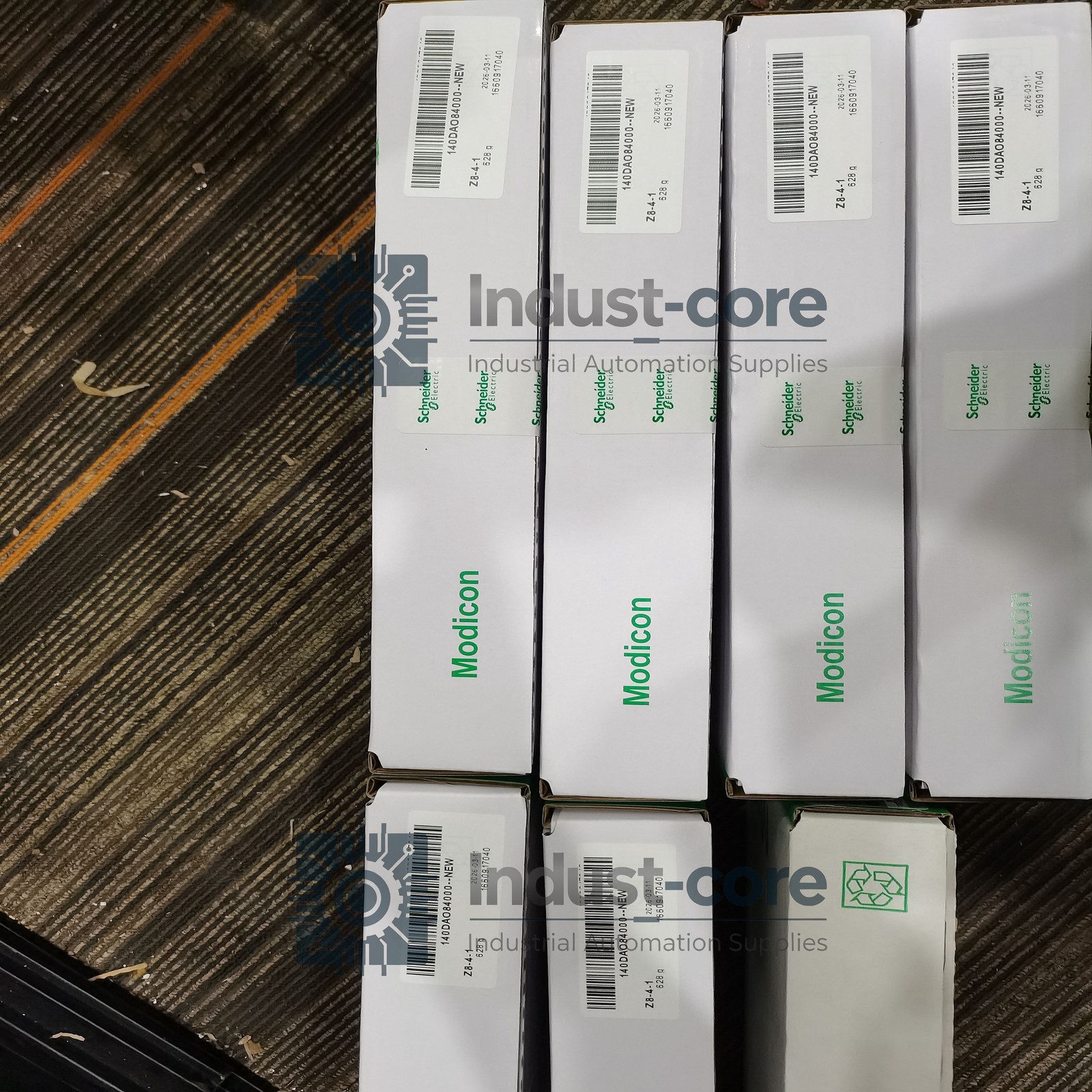 1PCS New Schneider 140DAO84000 In Box Fast Ship