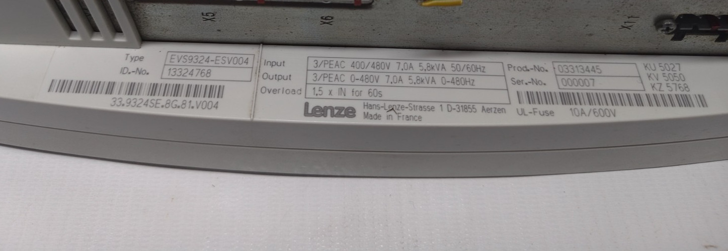 LENZE EVS9324-ESV004 SERVO CONTROLLER ( USED CONDITION )