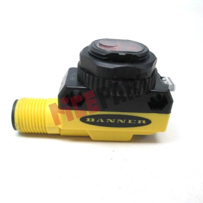 ONE NEW For BANNER Photoelectric Sensor QS18VP6LDQ8 Made in China