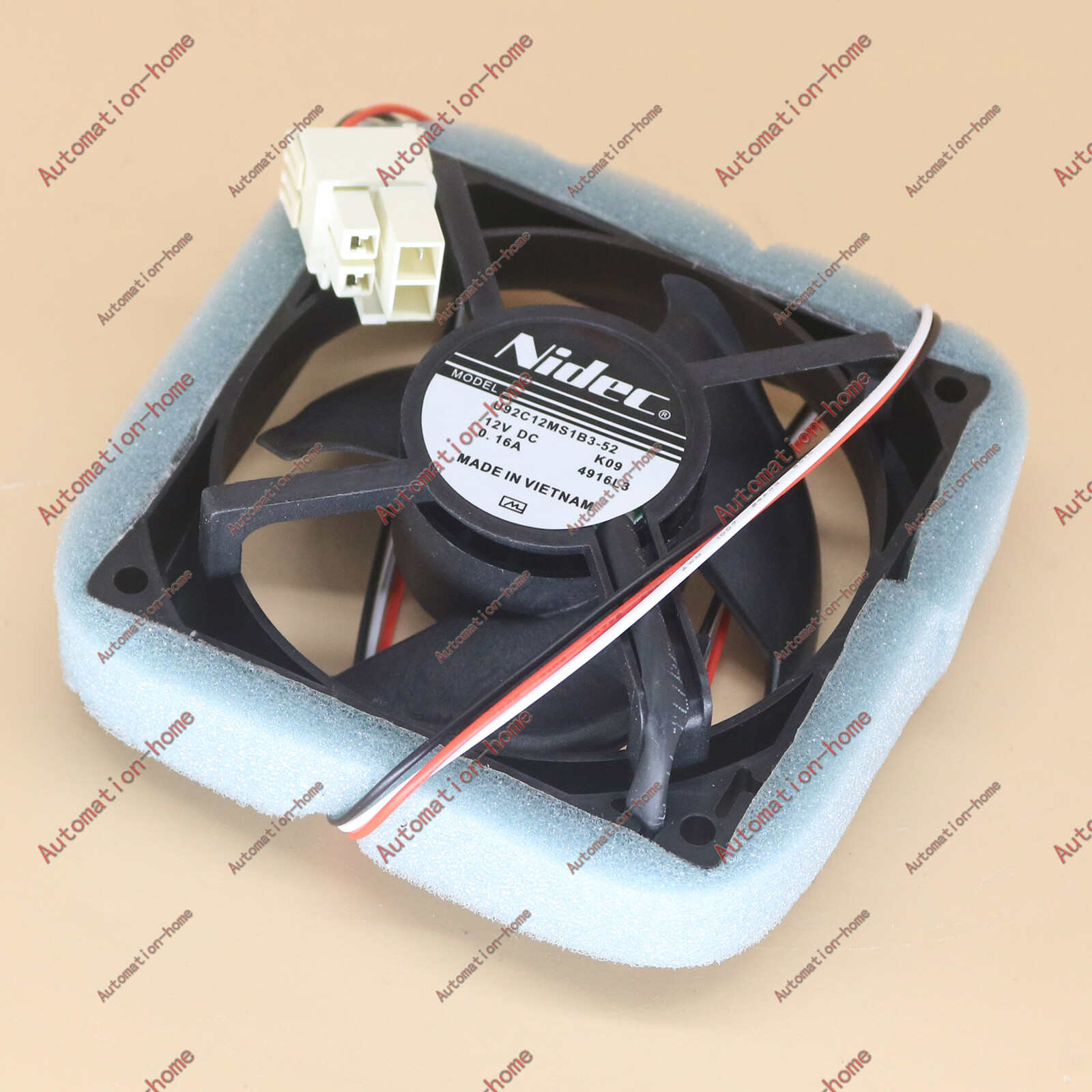 1PC For Refrigerator Fan U92C12MS1B3-52 12V 0.16A fan