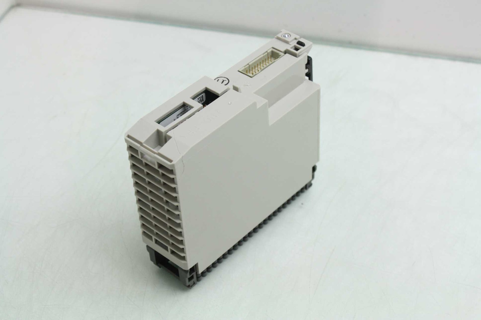 Schneider Automation AS-BDEP-216 Discrete 16 Channel Input Module 24V DC