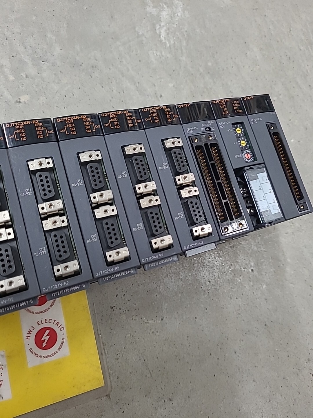 MITSUBISHI CPU MODULE Q312DB BASE Q61P POWER SUPPLY Q06HCPU