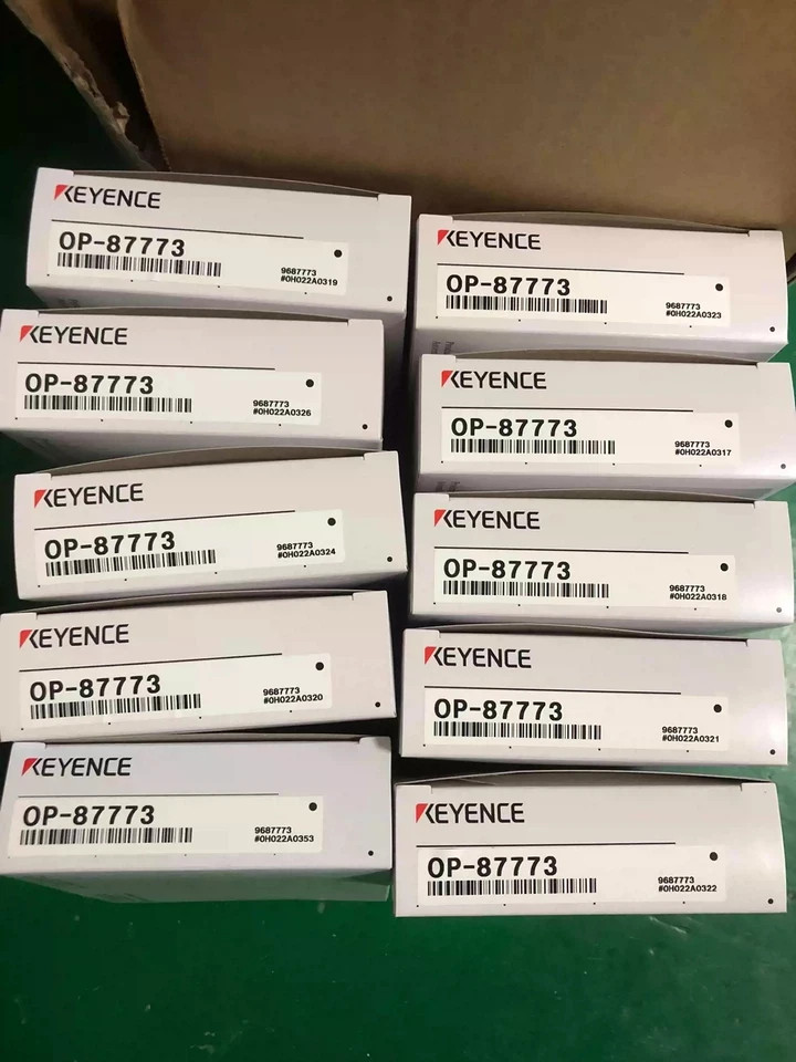 OP-87773 1PC New Keyence Laser sensor bracket Brand new OP87773 Fast Delivery