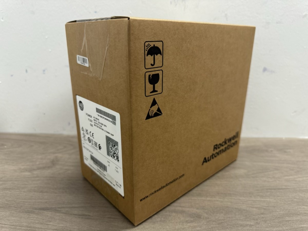 New Allen-Bradley 25B-D2P3N104 PowerFlex 525 0.75kW (1Hp) AC Drive