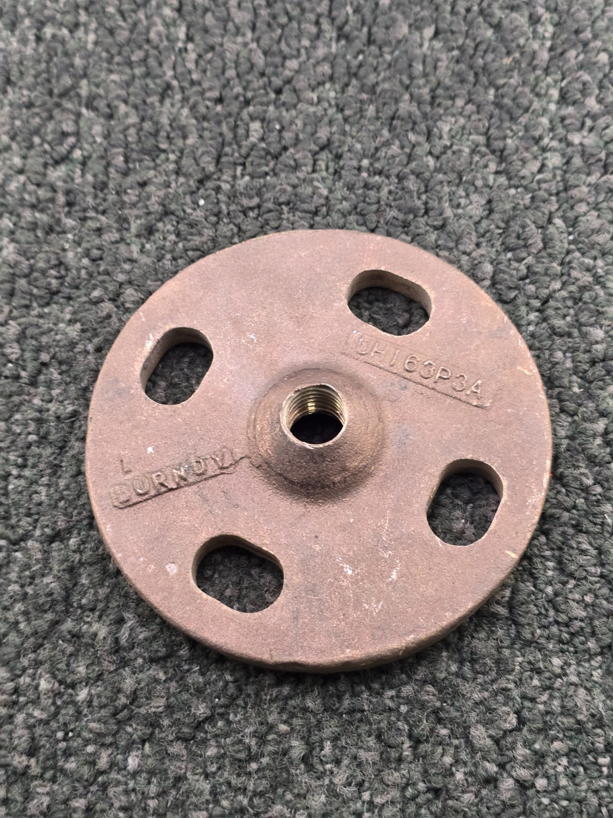 Burndy UHI63P3A Bronze Grounding Flange Plate Adapter Connector 4-1/4″ x 1/2″