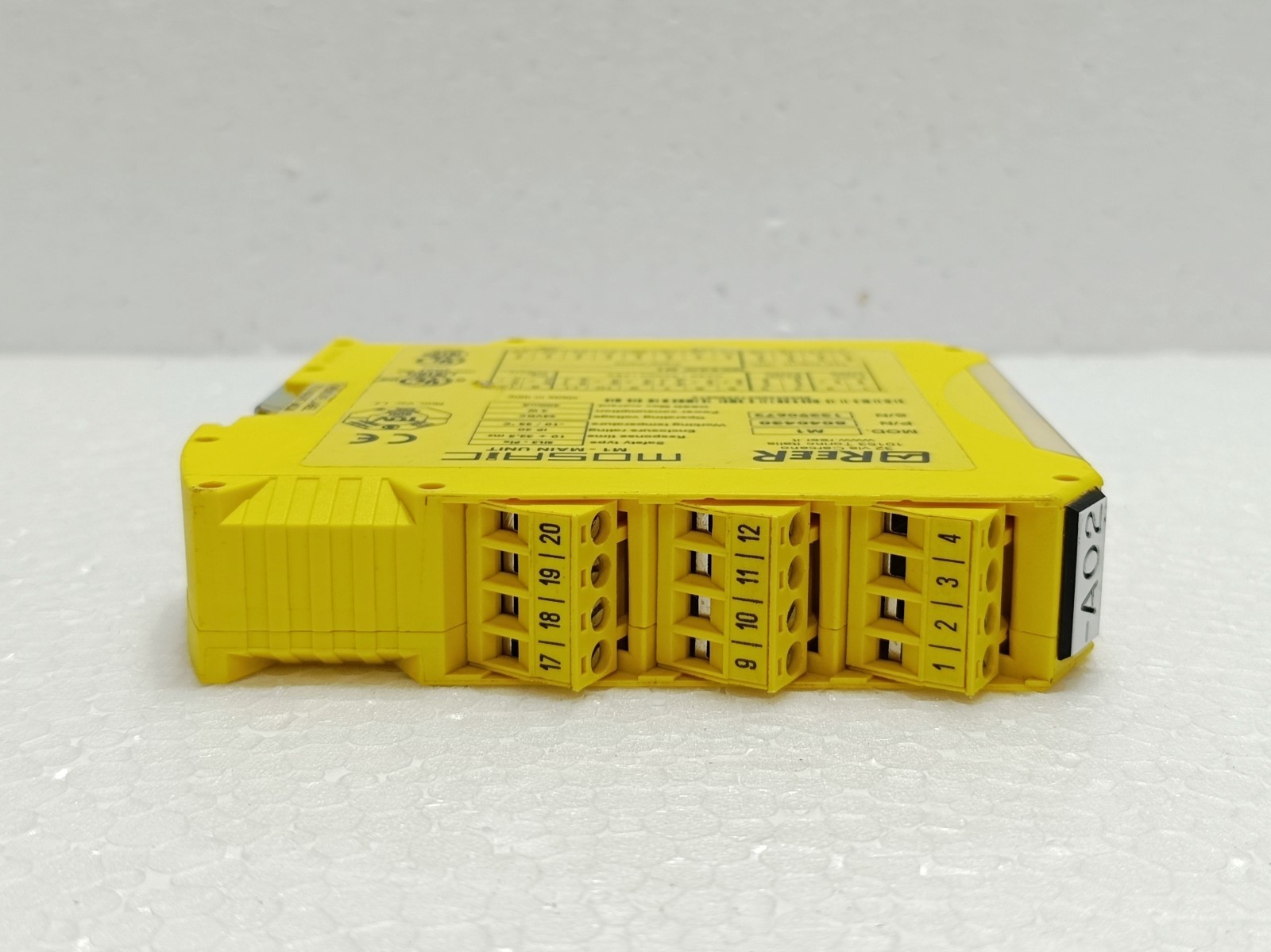 REER Mosaic M1 Main Unit Safety Controller 8040430 SIL3-PLe 24VDC | Used