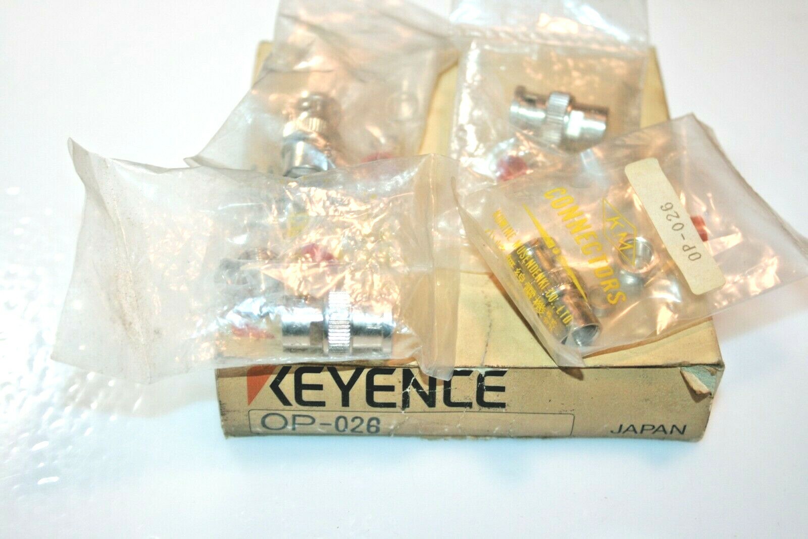 4 KITS Keyence OP-026 MOUNTING CLIPS