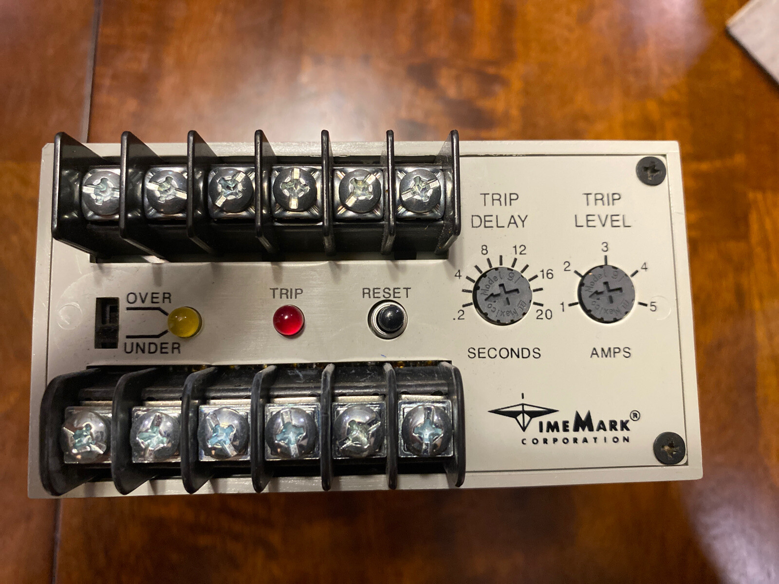 **TIME MARK CORPORATION B2732 INDUSTRIAL CONTROLS NEW NO BOX** Ships Fast