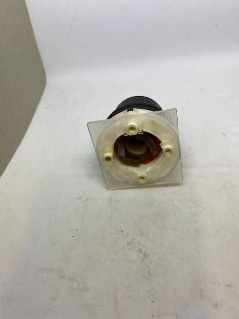 SQUARE D SKS34B SELECTOR SWITCH 2 Position Momentary