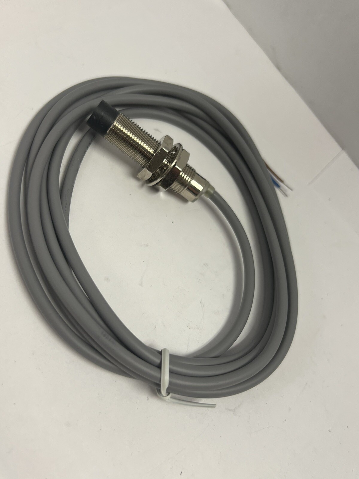 New Cutler Hammer E57-12GE08-D 12mm Tubular