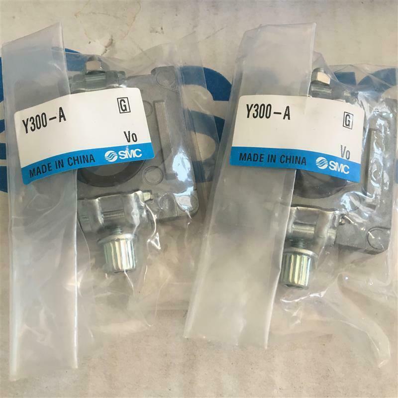 one NEW SMC Y300-A Y300-A filter mounting bracket Free shipping