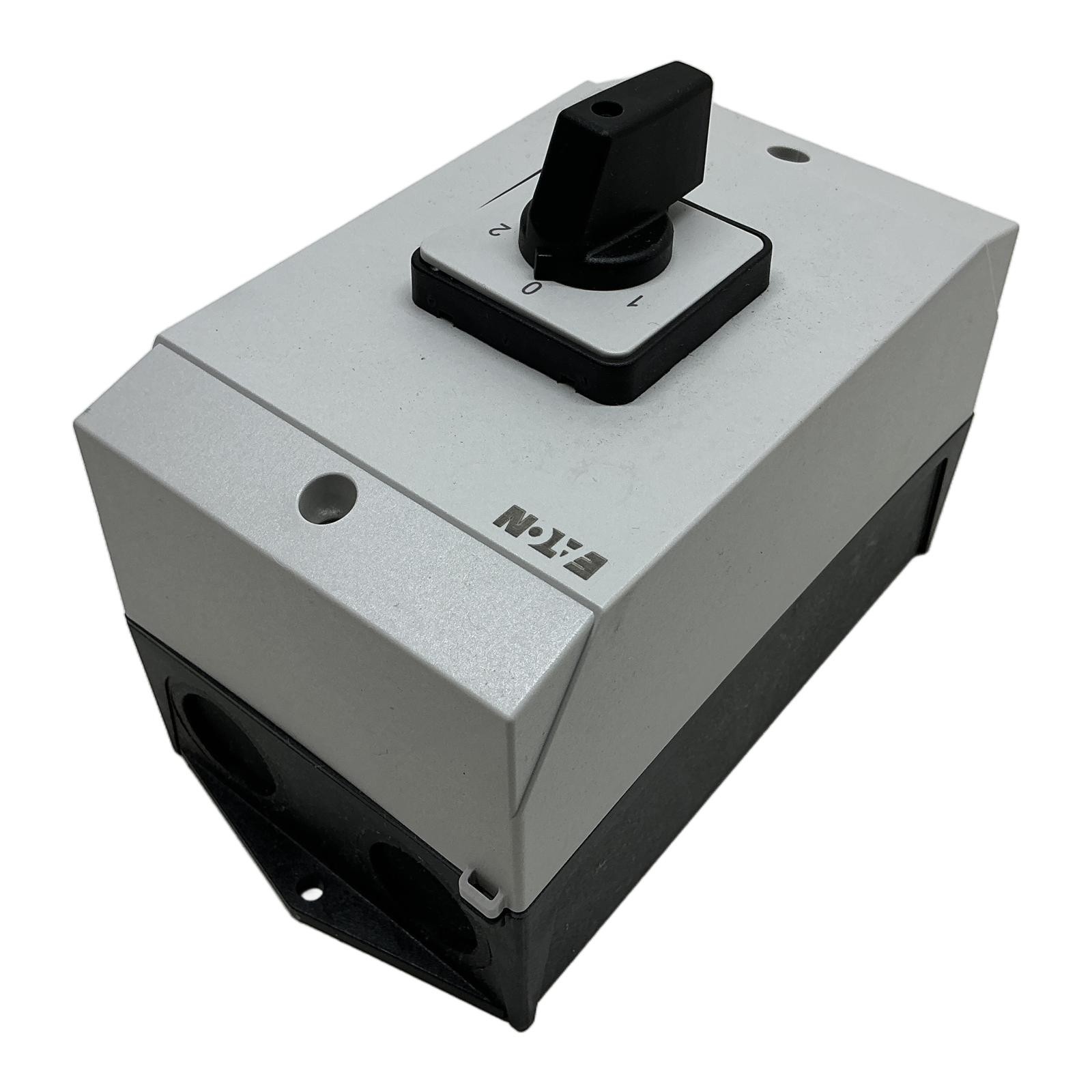 T3-3-8401/I2 207188 EATON, EATON Changeover Switch 32A 3-Pole T3-3-8401/I2, ….
