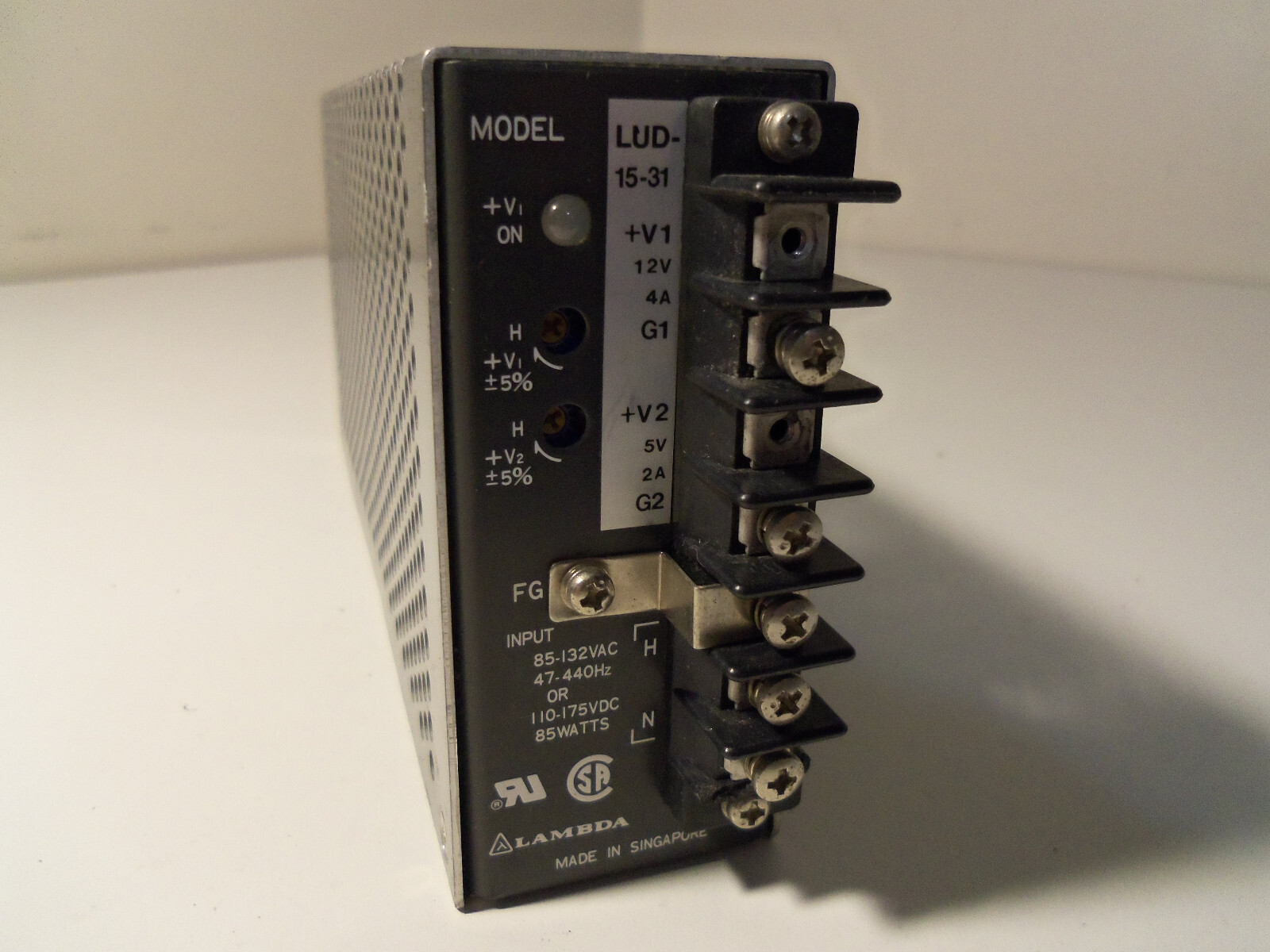 LAMBDA LUD-15-31 Dual Output Power Supply 85-132 VAC 85 WATT