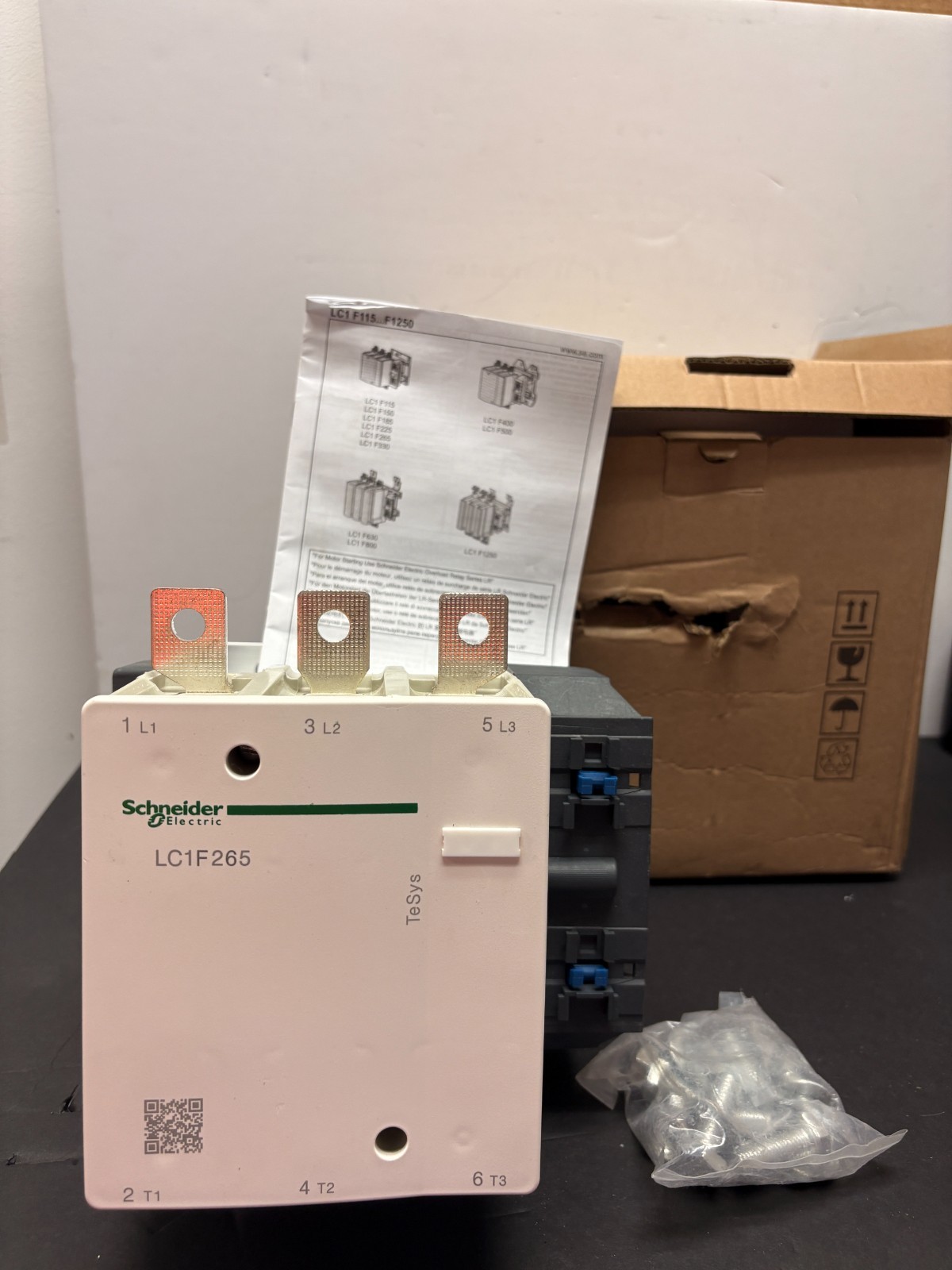 Schneider Electric LC1F265 Contactor Coil