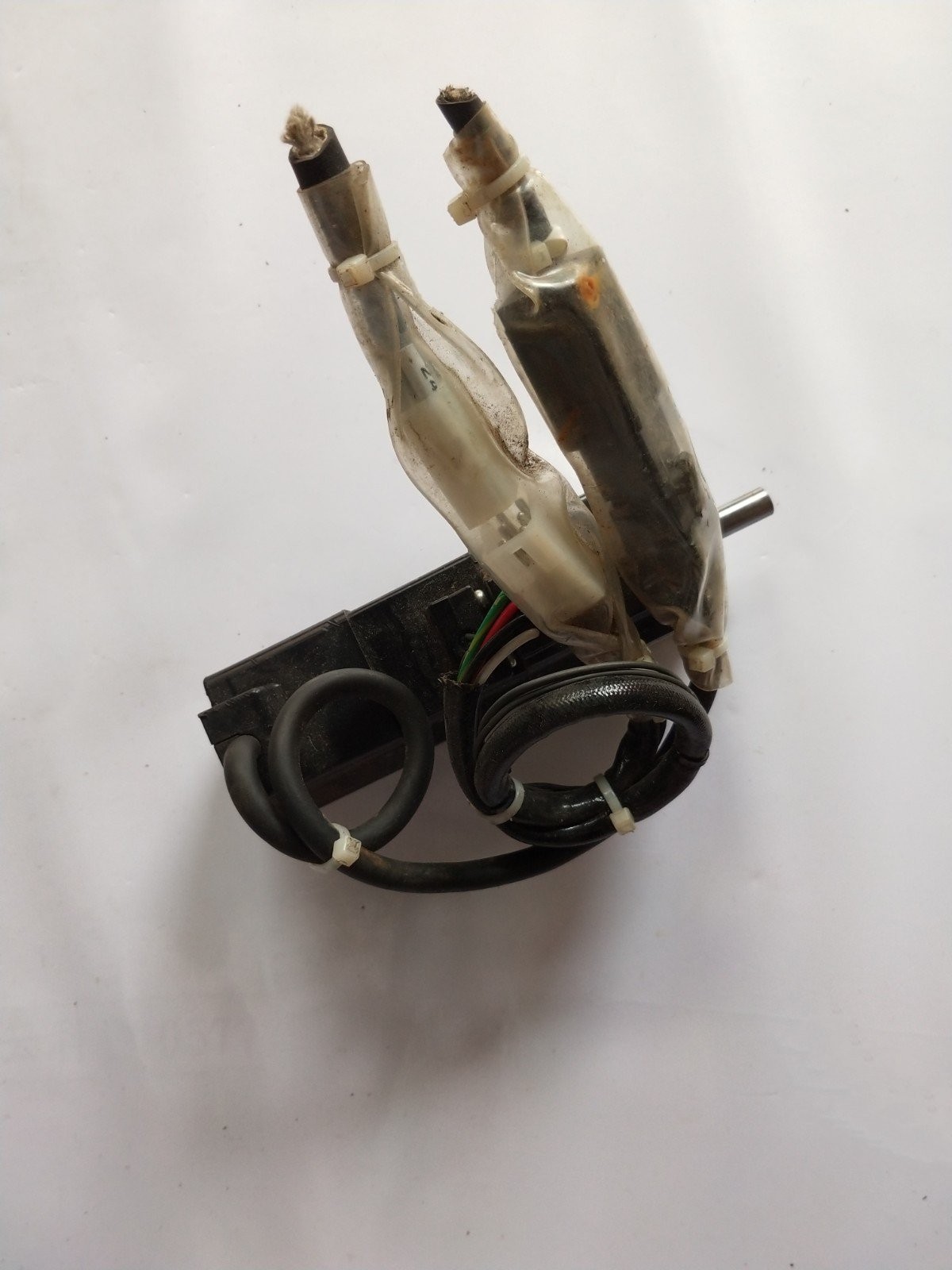 1Pc USED MITSUBISHI HC-KFS13BG1 HCKFS13BG1 Tested It in good condition